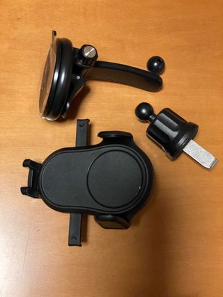 Supporto cellulare per auto