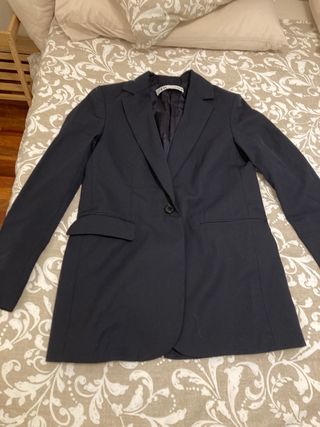 Traje Zara