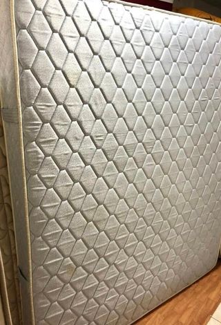 STOCK DE COLCHONES SEMINUEVOS VISCOLASTICOS