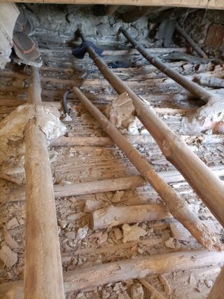 Reparación de tejados y goteras