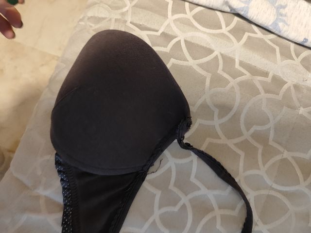 Sujetador que se ata adelante