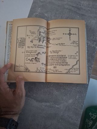 El hobbit de J R R Tolkien