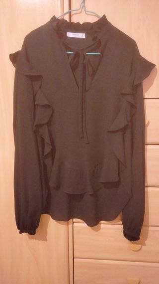 Blusa negra
