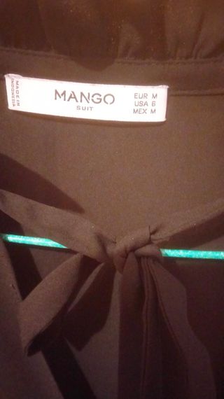 Blusa negra