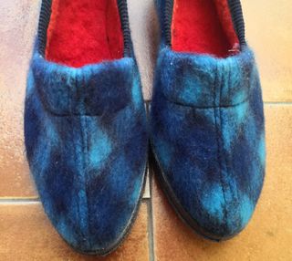 Zapatillas casa talla 38 pelitos.