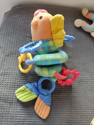 Juguete para la barra del carro o silla