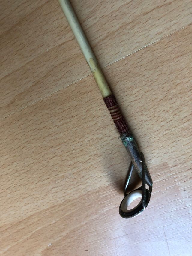 caña de pescar antigua