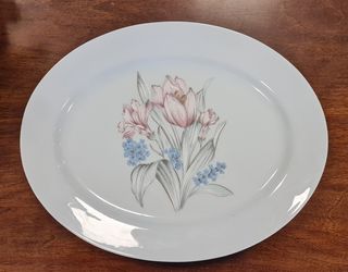 Fuente Limoges decorada a mano