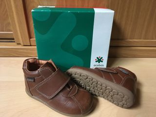 Zapato niño talla 24 en piel marca Acebos