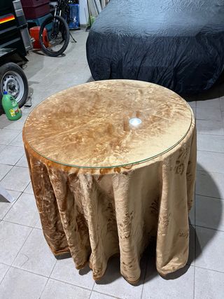 mesa de camilla con 4 sillas