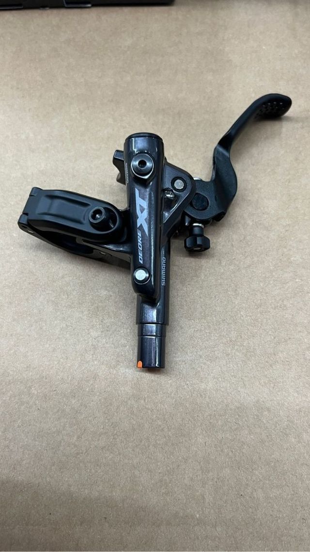 Par Manetas de freno Shimano XT M-8100 iz y der