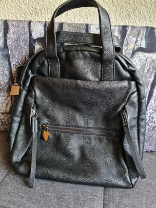 Bolso mochila cuero