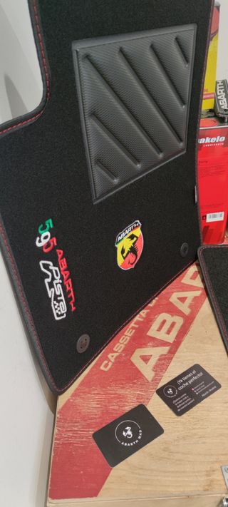 Abarth Kit 4 Alfombrillas Personalizadas