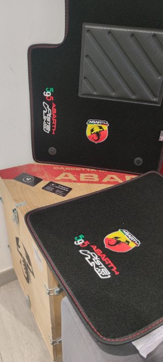 Abarth Kit 4 Alfombrillas Personalizadas