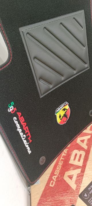 Abarth Kit 4 Alfombrillas Personalizadas