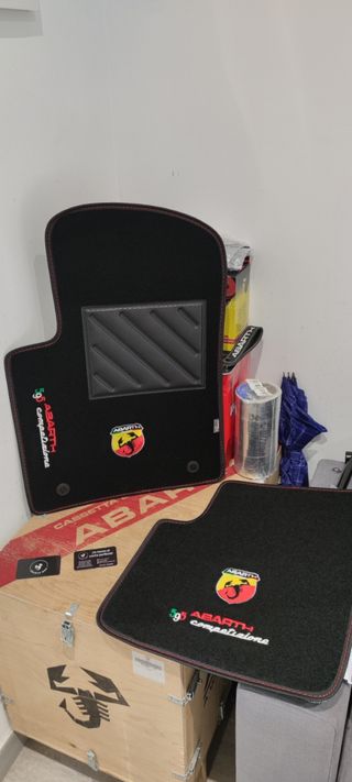 Abarth Kit 4 Alfombrillas Personalizadas