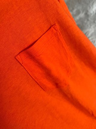 camiseta naranja tallas grandes
