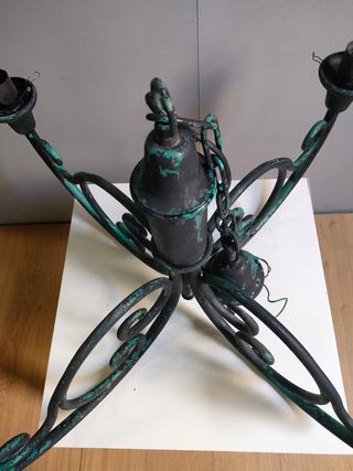 LÁMPARA DE ARAÑA DE HIERRO FORJADO