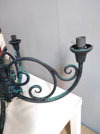 LÁMPARA DE ARAÑA DE HIERRO FORJADO