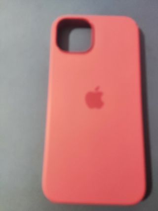 Apple - Funda de silicona con MagSafe iPhone 13