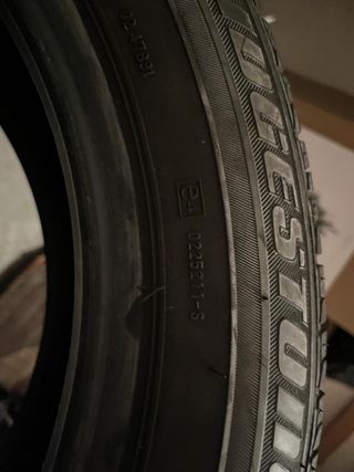 Neumático Bridgestone