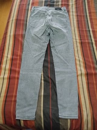 Pantalón cuadros