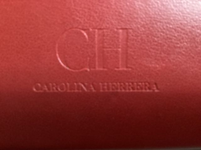 Funda/ estuche gafas roja Carolina Herrera