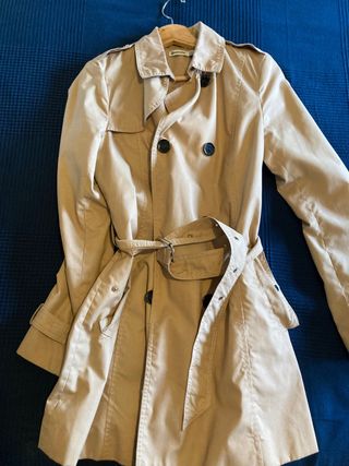 gabardina Stradivarius