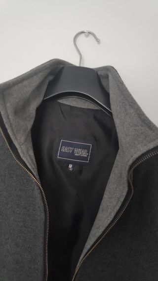 Abrigo de paño gris