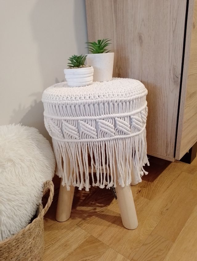 Taburete boho, macramé y madera 