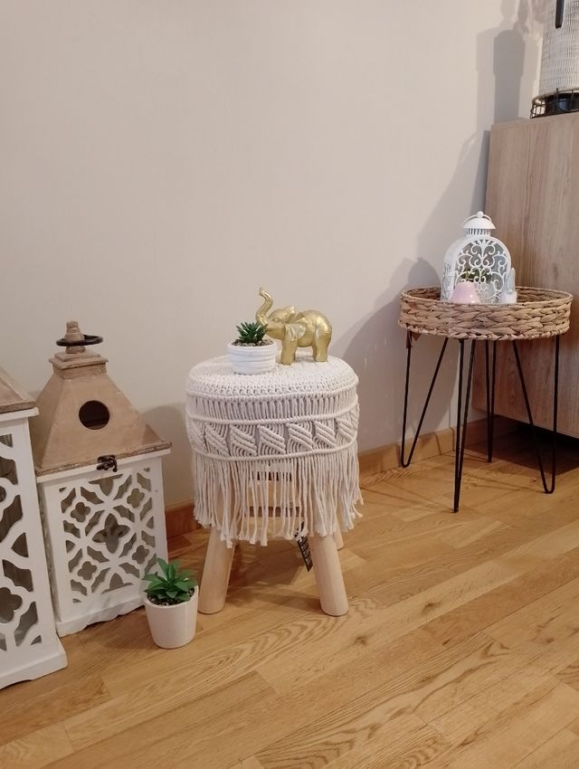 Taburete boho, macramé y madera 
