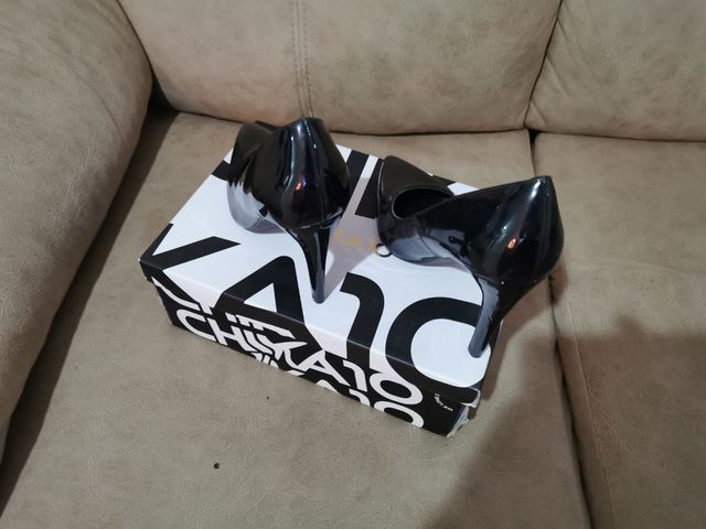 Zapatos de vestir mujer. Marca Tulipano