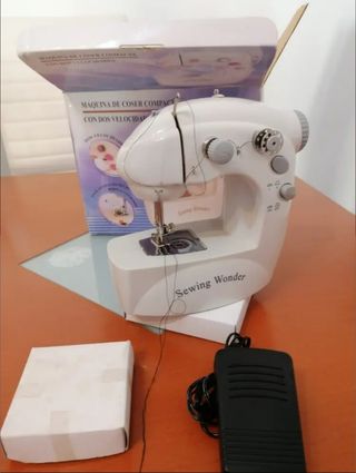 Máquina de coser Sewing Wonder