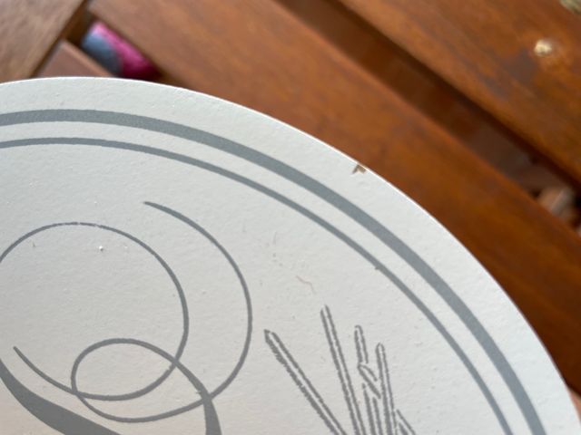 Scatola per cucito in legno con tre cassetti