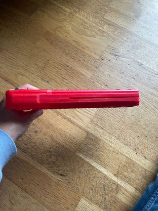 Pistola juguete lanza aviones