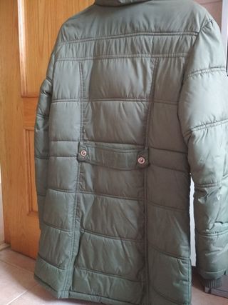 Abrigo verde militar