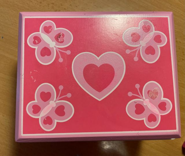 Portagioie bambina in legno