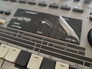 Roland MC-303 Groovebox