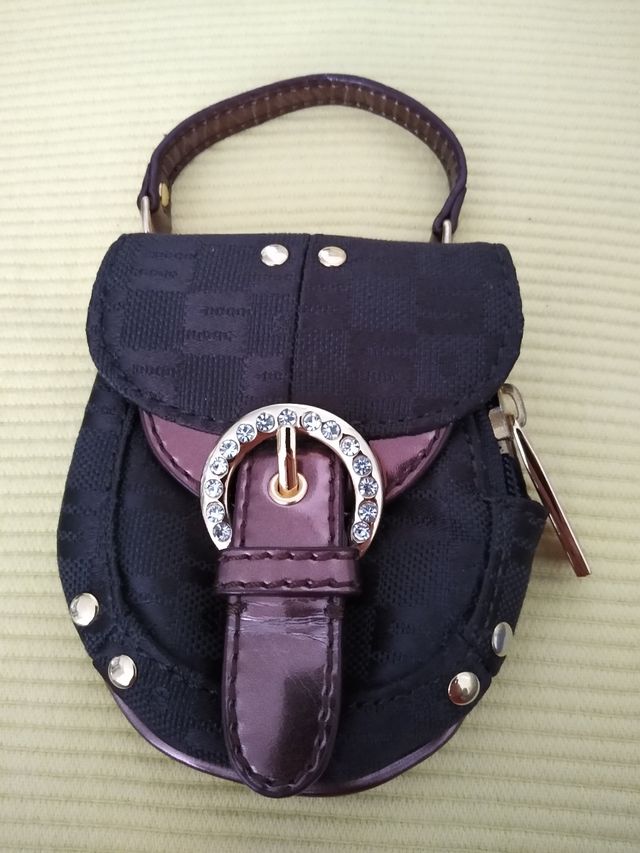 Monedero Sisley sin estrenar.