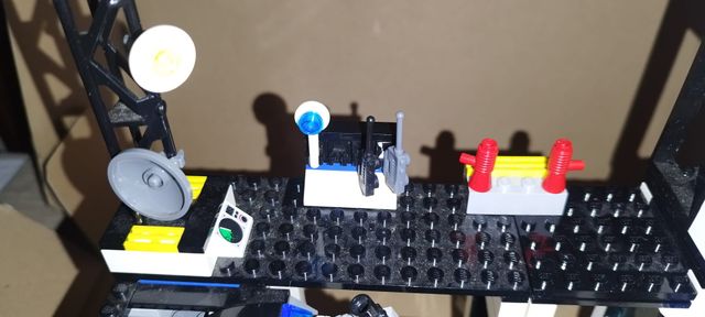 Comisaría de policía de lego 7744  R3102 ENVIO 