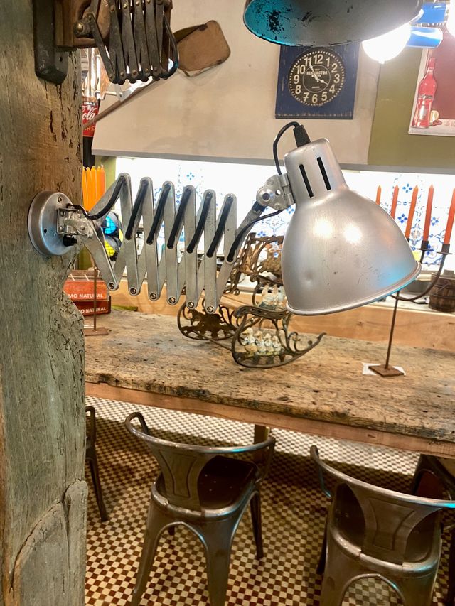 Lámpara flexo vintage . años 70. Cervera