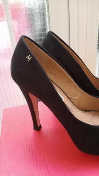 Zapato de vestir, negro ,de marca mariamare