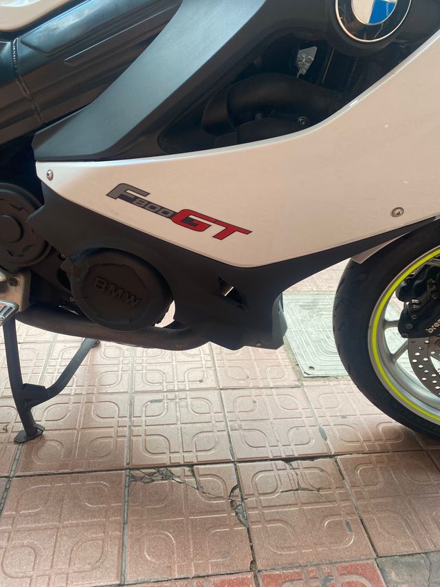 BMW F800GT
