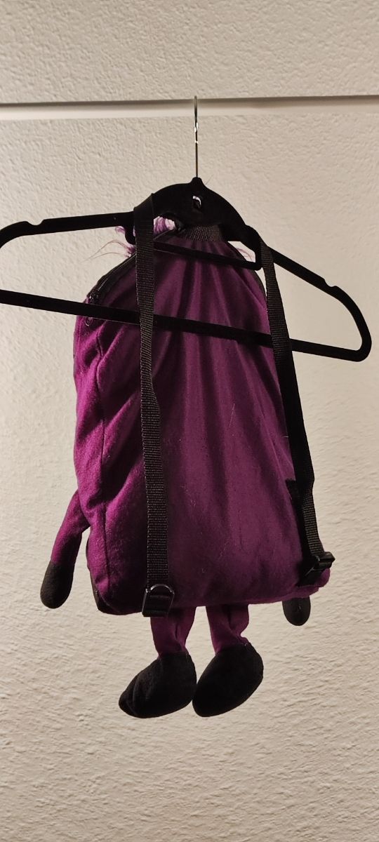 mochila morada