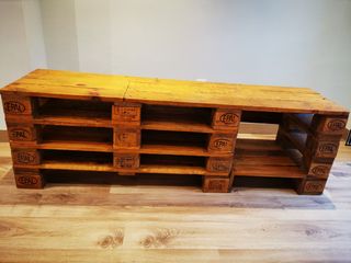 Mesa TV hecha a mano