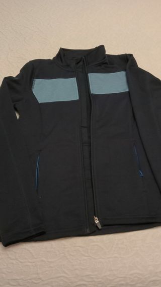 Chaqueta deportiva talla S, nueva