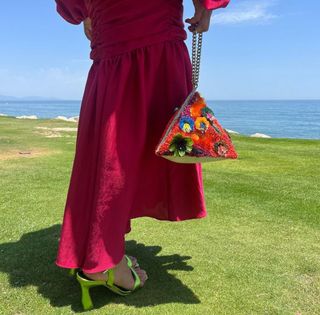 Vestido invitada rosa fucsia