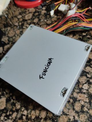 Fuente de alimentación