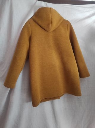 Trenka con capucha