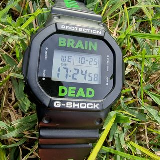 Casio G-shock DW-5600 Brain Dead de segunda mano por 150 EUR en